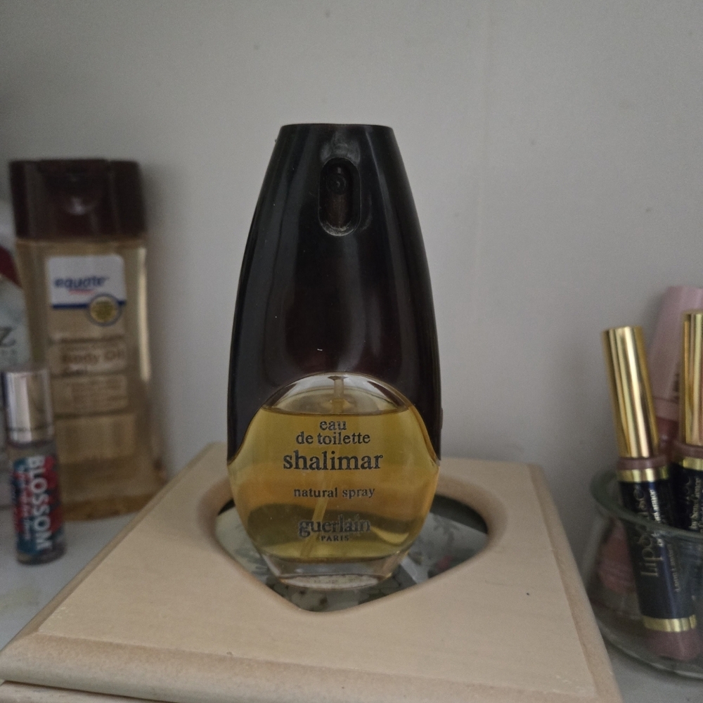 Guerlain Shalimar Eau de Toilette in Black and Gold